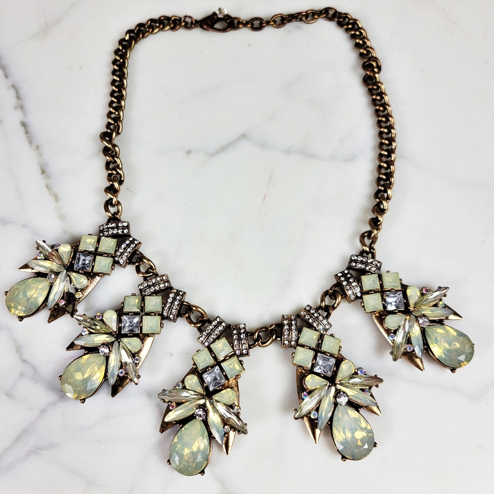 Pastel Green Statement Necklace Antique Gold-tone Deco AB Rhinestone Acc… - Picture 5 of 12